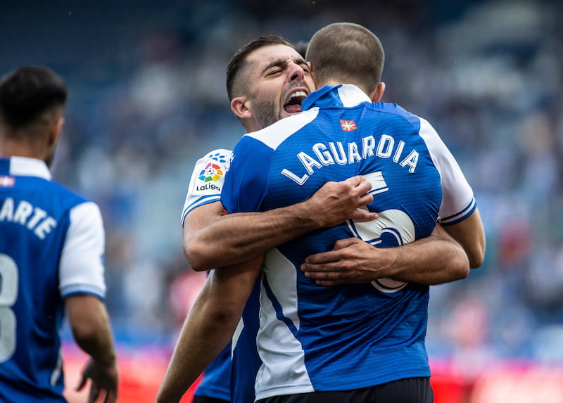 Những cầu thủ làm nên câu chuyện Alaves