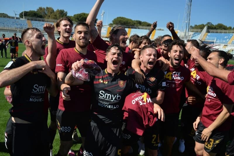 Thành tích và khoảnh khắc lịch sử của Salernitana